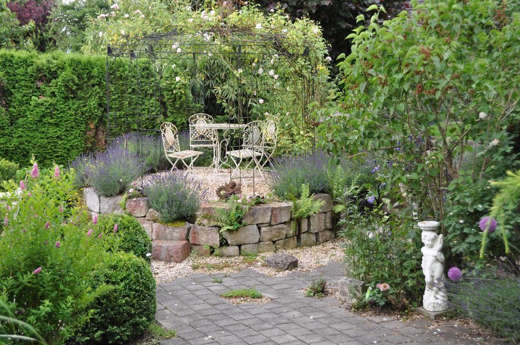 Wolfhausen Im Roeseligarten المظهر الخارجي الصورة